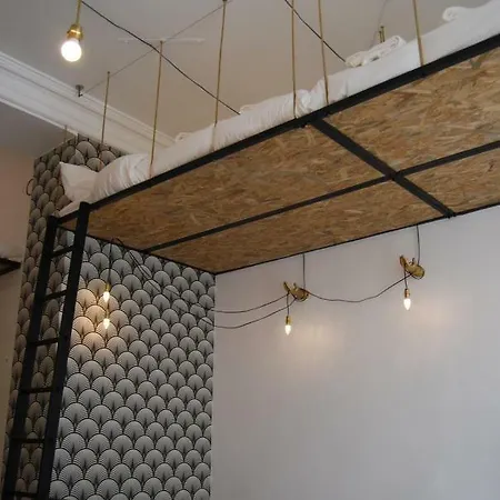 Agreable 35M2 Proche De Montmartre * Parigi